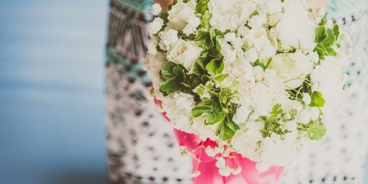 The Flower Shop Online for Fresh & Elegant Floral Gifting