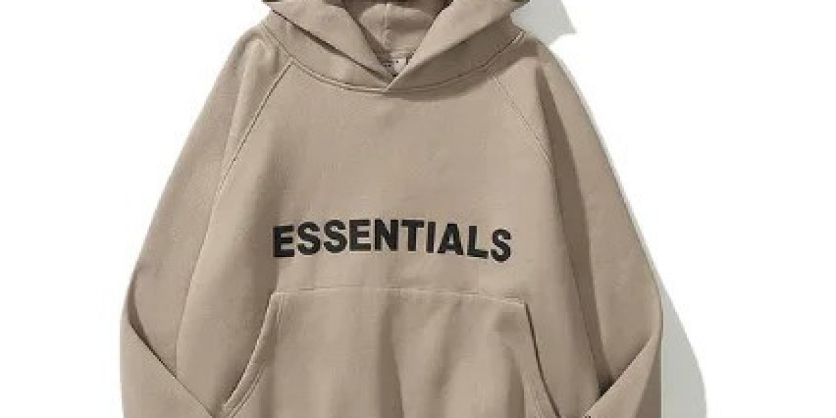 Essentials Hoodie: A Modern Icon of Streetwear Comfort and Style