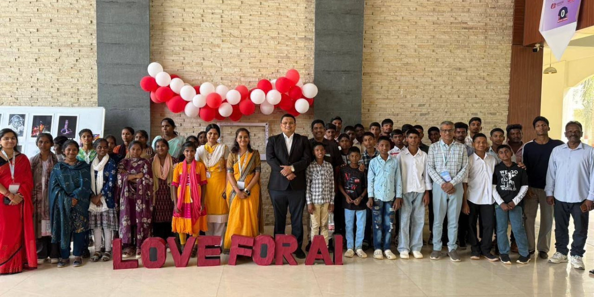 कैंपस में तकनीक का उत्सव, एआई के जरिए स्टूडेंट्स ने देखा भविष्य