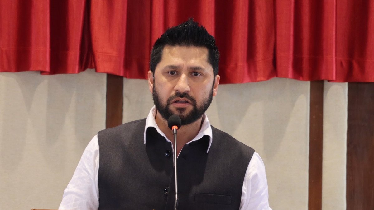 रवि लामिछानेको मुद्दा फिर्ताविरुद्धको रिट न्यायाधीश सुवेदी र पोखरेलको इजलासमा  Barnanmedia