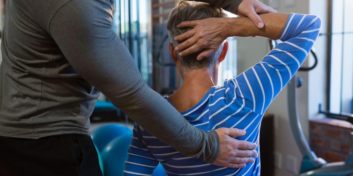 Back Pain Specialist Etobicoke: Expert Care for Relief