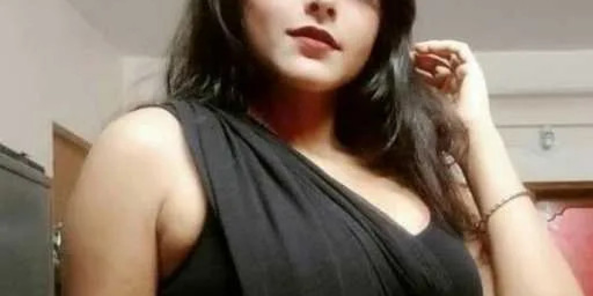 Exploring the World of Delhi Escorts