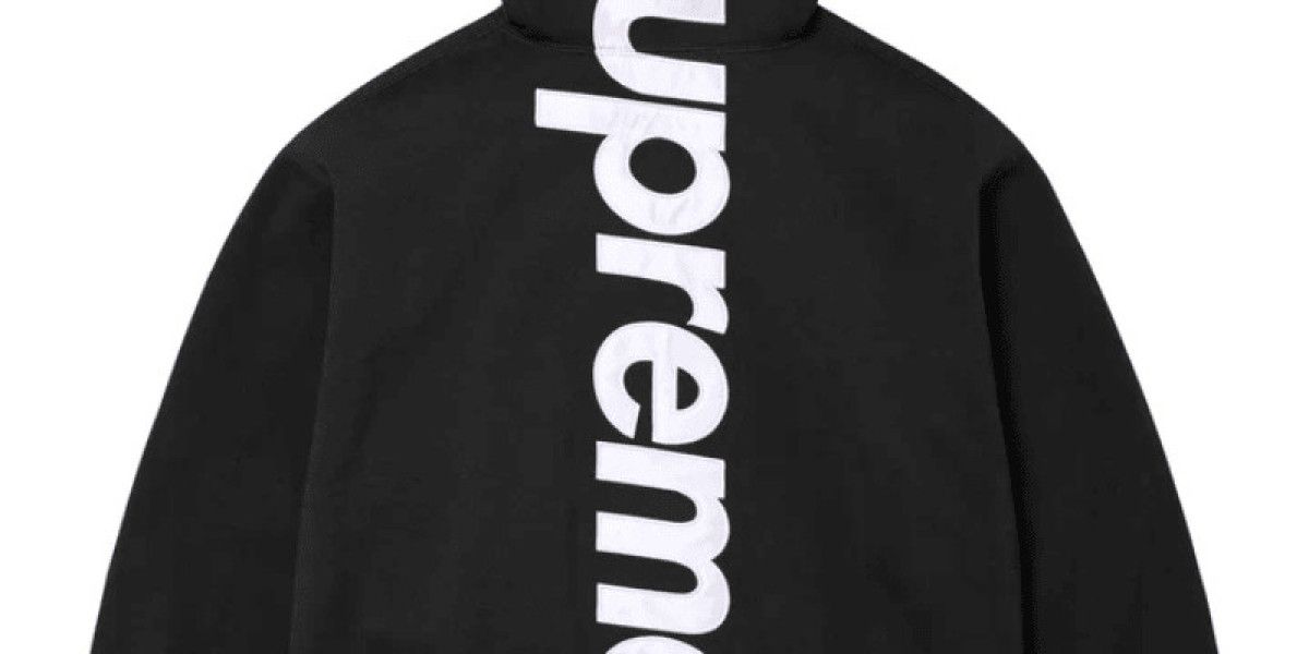 Supreme Hoodie: The Ultimate Symbol of Streetwear Culture