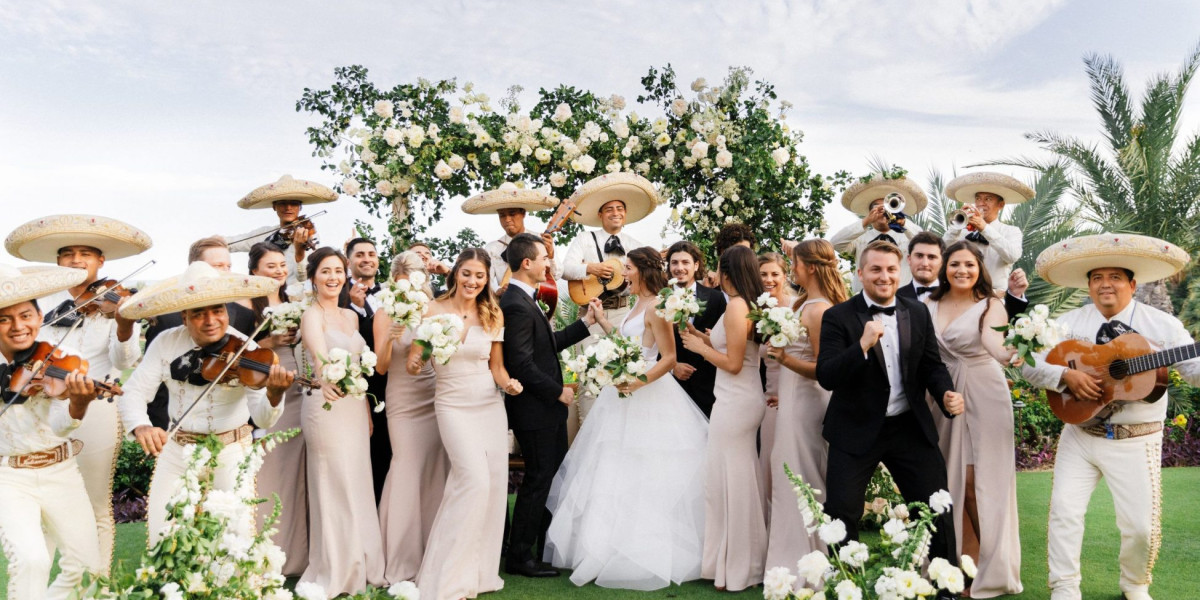 Destination Wedding Timeline Planning: Ensuring a Smooth and Perfect Celebration