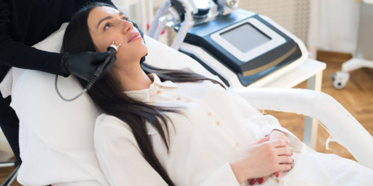 HydraFacial Guide for Clear and Healthy Looking Skin Care