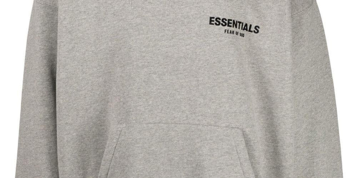 The Reigning King of Comfy: Why the Essentials Hoodie Has Taken Over the US